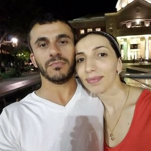 Meet your Posher, Amina